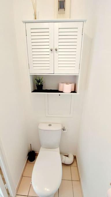 Cosy Home 2, 2 Chambres, 6 Personnes, 3 Min Gare, Parking Cergy Exterior photo