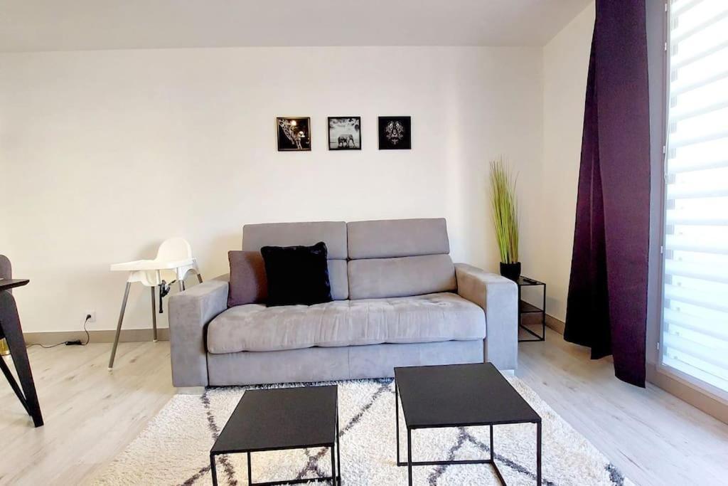 Cosy Home 2, 2 Chambres, 6 Personnes, 3 Min Gare, Parking Cergy Exterior photo